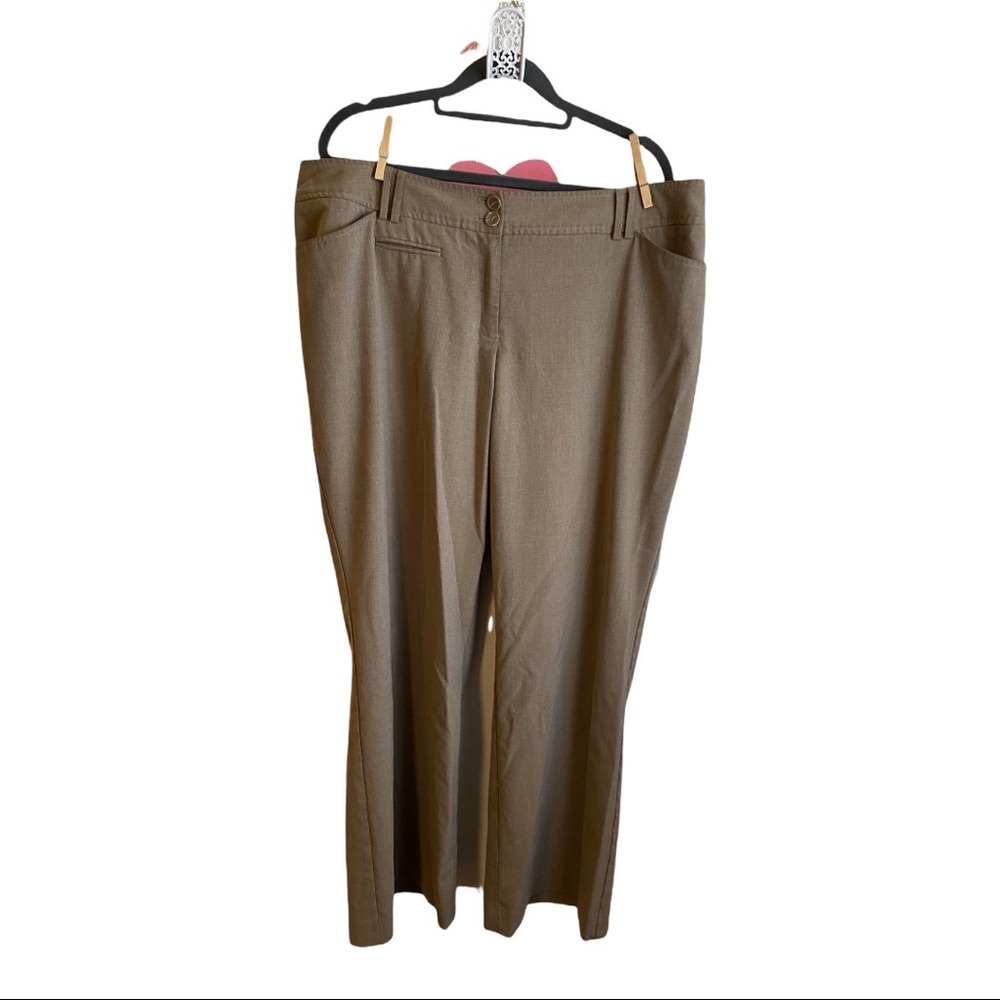 Lane Bryant Brown/Gray Slacks.  GUC.  18/20. Classic style.